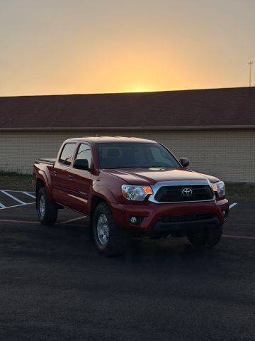 2015 Toyota Tacoma  4WD photo