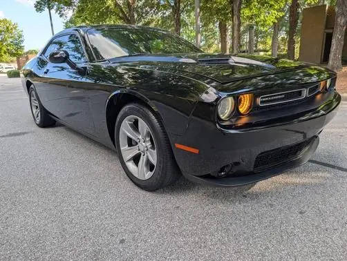 2015 Dodge Challenger SXT RWD photo