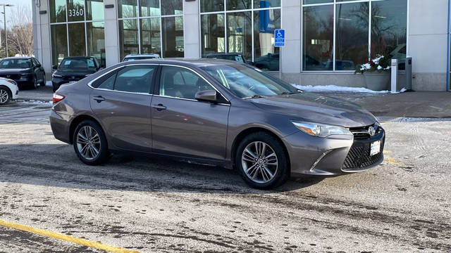 2016 Toyota Camry SE FWD photo