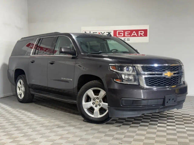 2016 Chevrolet Suburban LT 4WD photo