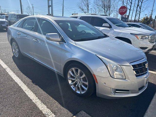 2016 Cadillac XTS Luxury Collection FWD photo