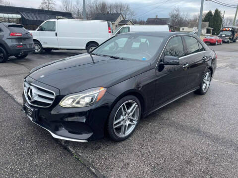 2016 Mercedes-Benz E-Class E 350 Sport AWD photo
