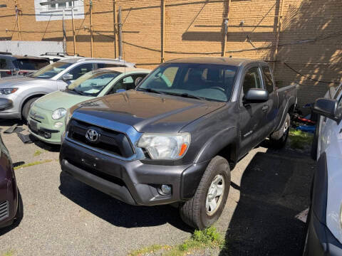 2015 Toyota Tacoma 4WD photo