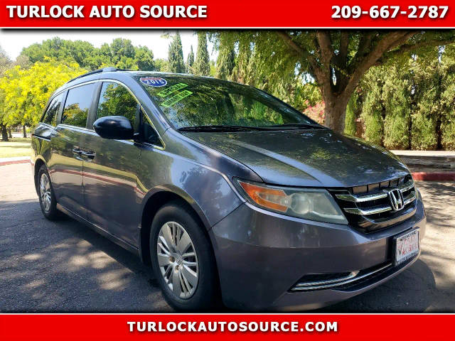 2015 Honda Odyssey LX FWD photo