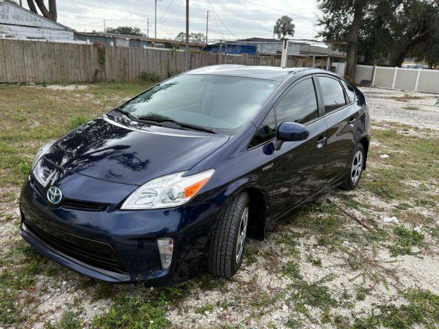 2015 Toyota Prius Three FWD photo