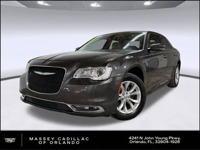 2015 Chrysler 300 Limited RWD photo