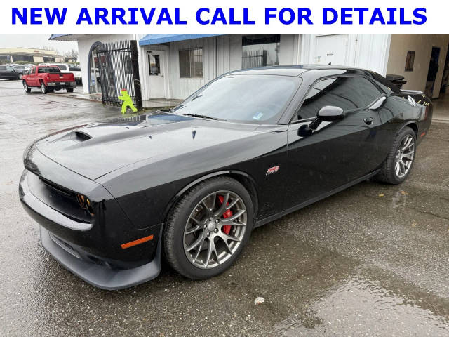 2015 Dodge Challenger SRT 392 RWD photo