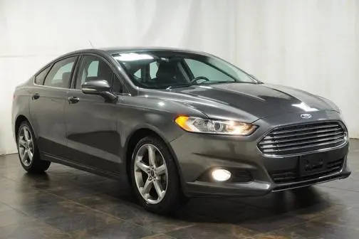 2016 Ford Fusion SE FWD photo