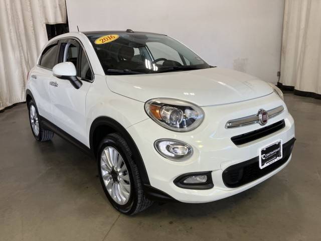 2016 FIAT 500X Lounge AWD photo