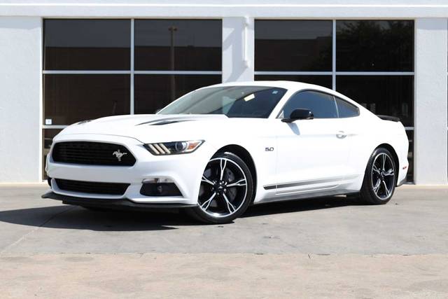 2016 Ford Mustang GT Premium RWD photo