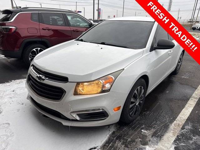 2016 Chevrolet Cruze LS FWD photo