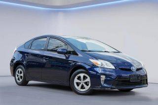 2015 Toyota Prius Two FWD photo
