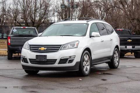 2016 Chevrolet Traverse LT AWD photo