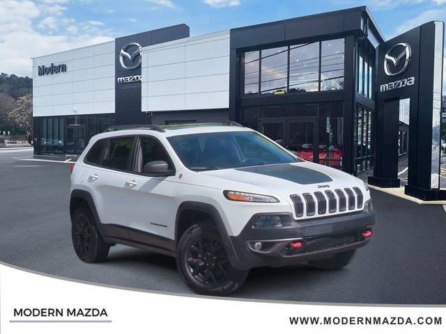 2016 Jeep Cherokee Trailhawk 4WD photo