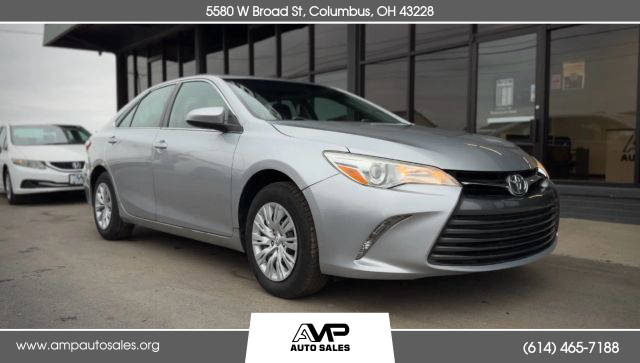 2016 Toyota Camry LE FWD photo