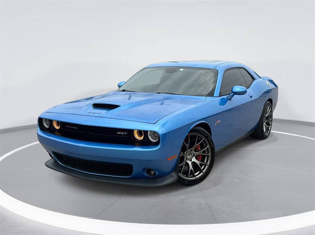 2015 Dodge Challenger SRT 392 RWD photo