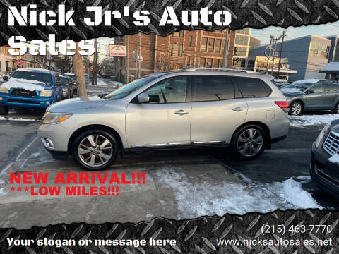 2015 Nissan Pathfinder Platinum 4WD photo