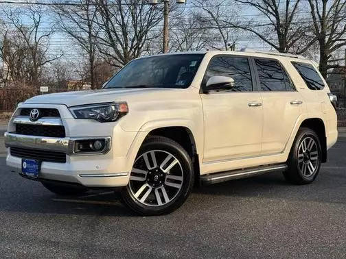 2015 Toyota 4Runner Limited 4WD photo