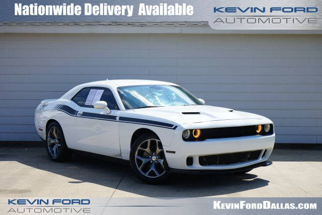 2015 Dodge Challenger SXT Plus RWD photo