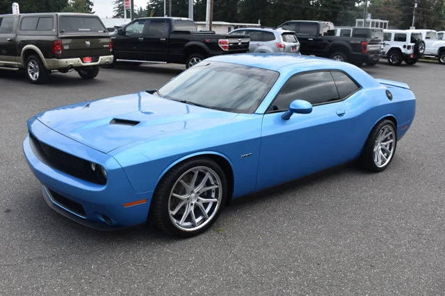 2015 Dodge Challenger R/T RWD photo