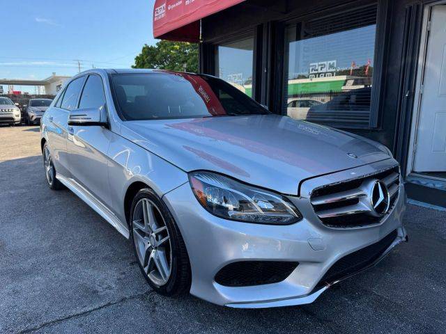 2016 Mercedes-Benz E-Class E 350 Sport RWD photo