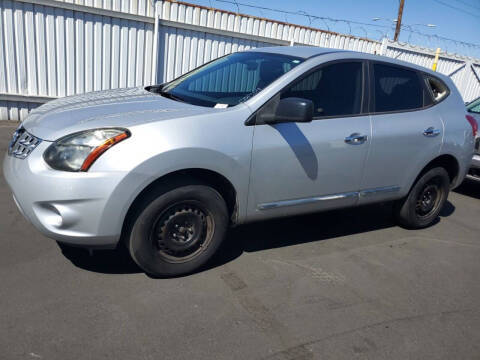 2015 Nissan Rogue Select S FWD photo