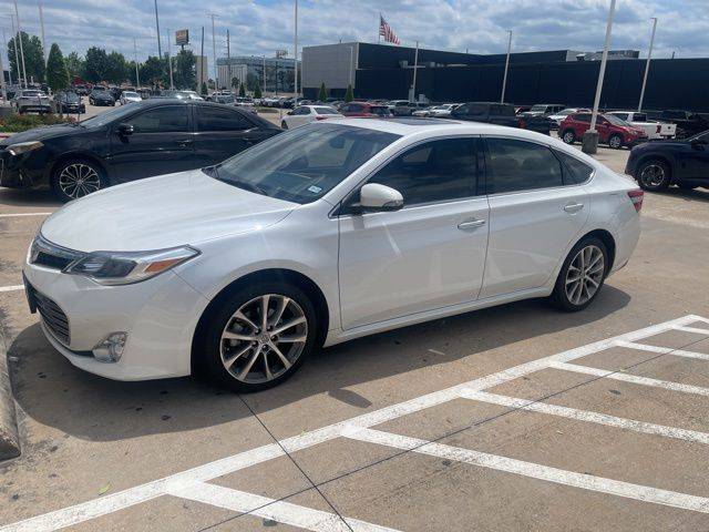 2015 Toyota Avalon XLE FWD photo