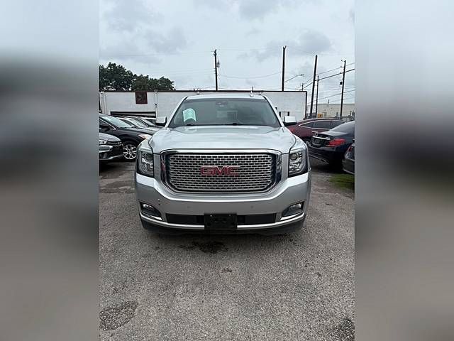 2016 GMC Yukon XL Denali 4WD photo