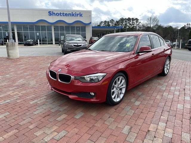 2015 BMW 3 Series 320i RWD photo