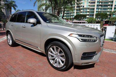 2016 Volvo XC90 T6 Inscription AWD photo