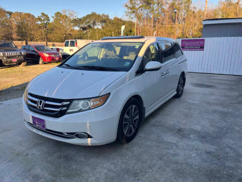 2015 Honda Odyssey Touring Elite FWD photo