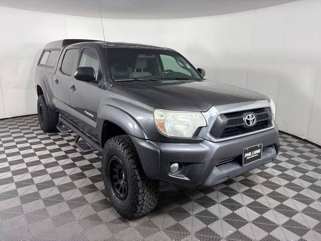 2015 Toyota Tacoma  4WD photo