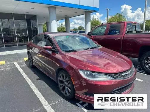 2016 Chrysler 200 S FWD photo