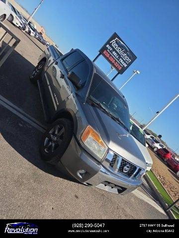 2015 Nissan Titan SV RWD photo