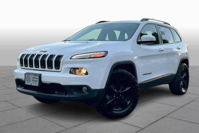 2016 Jeep Cherokee Altitude FWD photo