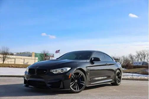 2016 BMW M4  RWD photo