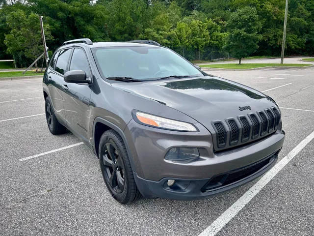 2016 Jeep Cherokee Latitude 4WD photo