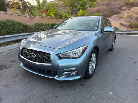 2015 Infiniti Q50 Premium RWD photo