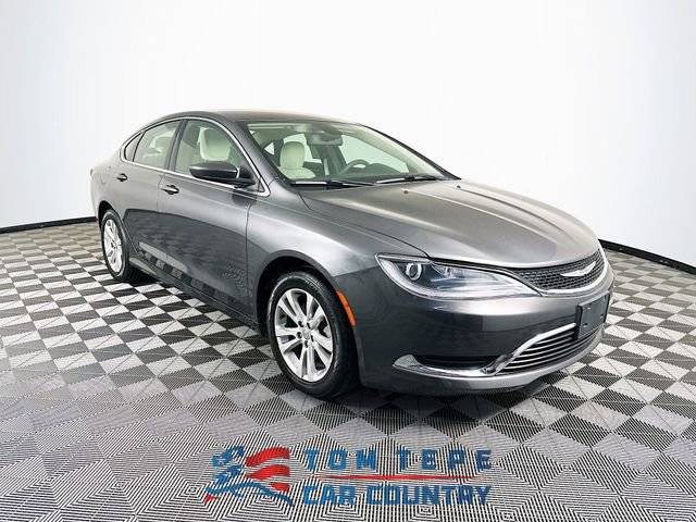2015 Chrysler 200 Limited FWD photo