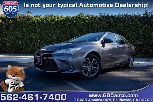 2016 Toyota Camry SE FWD photo