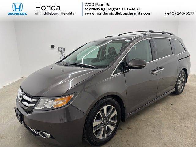 2015 Honda Odyssey Touring FWD photo