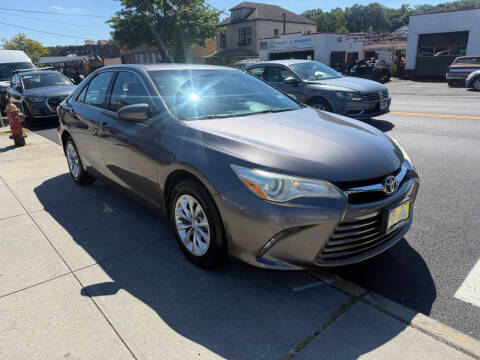 2016 Toyota Camry SE FWD photo