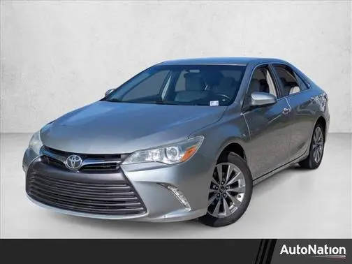 2016 Toyota Camry LE FWD photo
