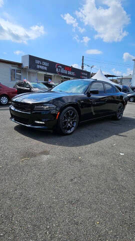 2015 Dodge Charger SXT AWD photo