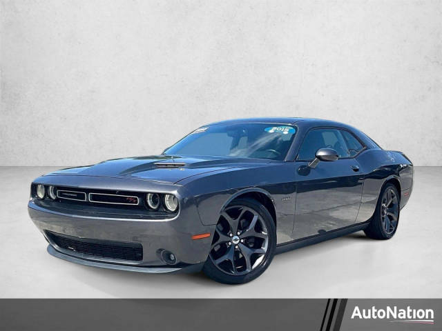 2015 Dodge Challenger R/T RWD photo