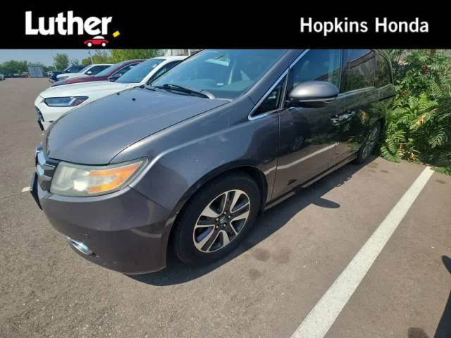 2016 Honda Odyssey Touring FWD photo