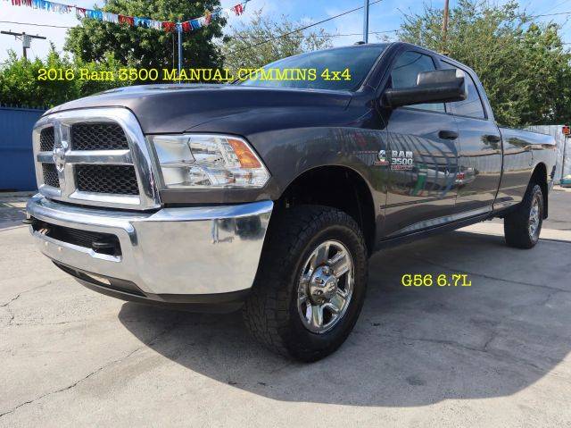 2016 Ram 3500 Tradesman 4WD photo