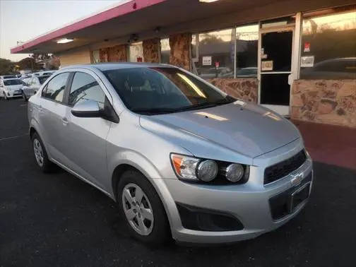 2016 Chevrolet Sonic LS FWD photo