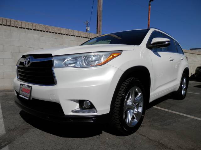 2015 Toyota Highlander Limited AWD photo