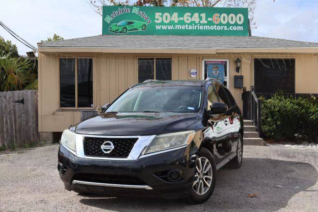 2015 Nissan Pathfinder S FWD photo